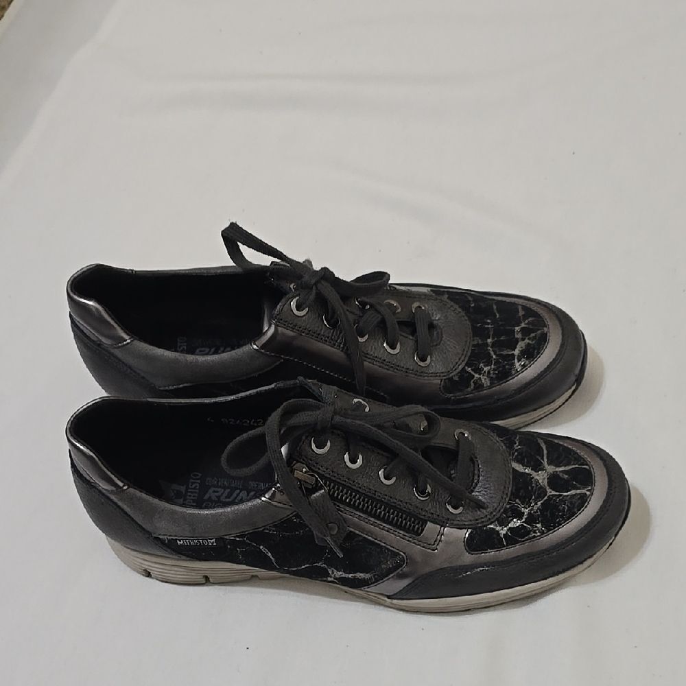 MEPHISTO‎ Black Sneakers with Unique Pattern SIZE 10 US
